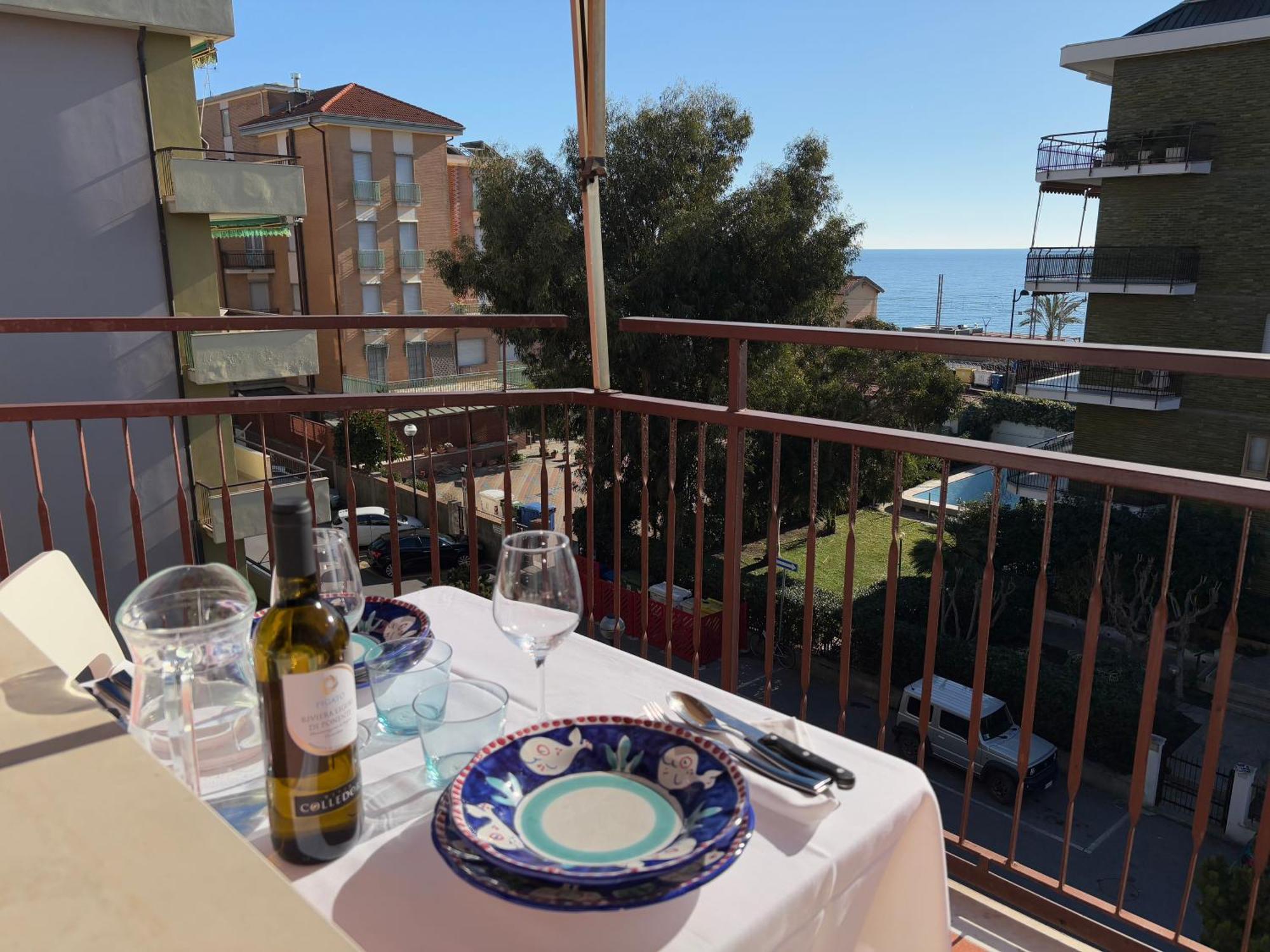 Ligure Residence Pietra Ligure Extérieur photo